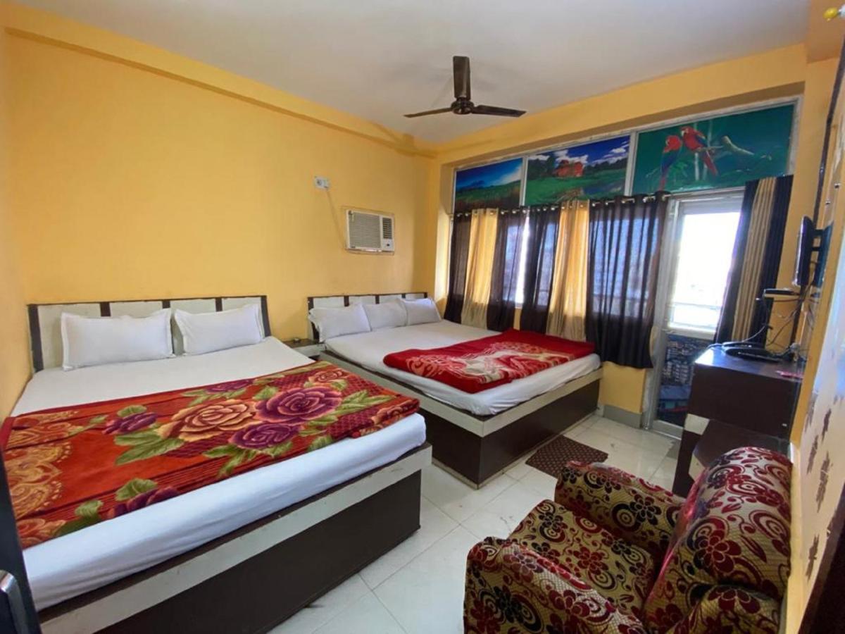 Staymaker Hotel Prerana Tarapith Bagian luar foto