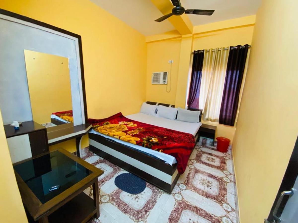 Staymaker Hotel Prerana Tarapith Bagian luar foto